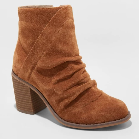 NWT Brown Microsuede Booties- 10 - Picture 2 of 4